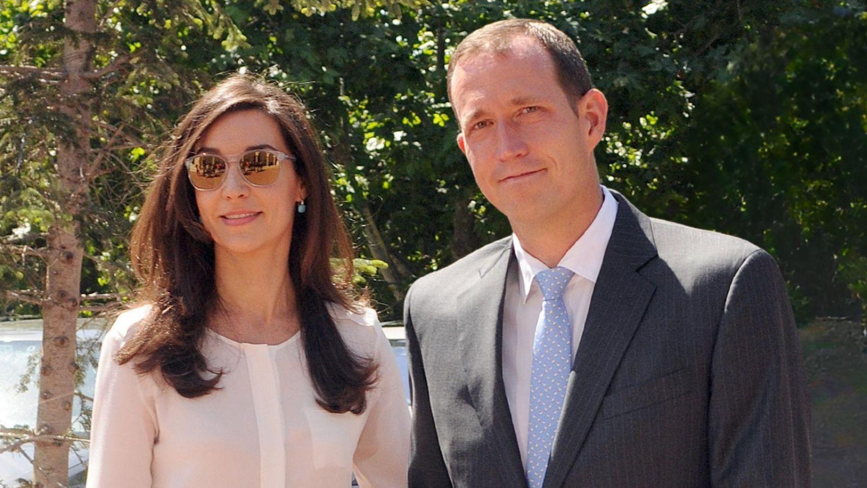 Bruno Gómez-Acebo y Bárbara Cano contrajeron matrimonio en el año 2002 y decidieron separarse hace algo más de un año, tras más de dos décadas de vida en común.