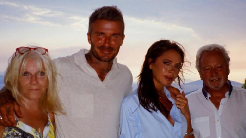 David y Victoria Beckham junto a los padres de ella.
