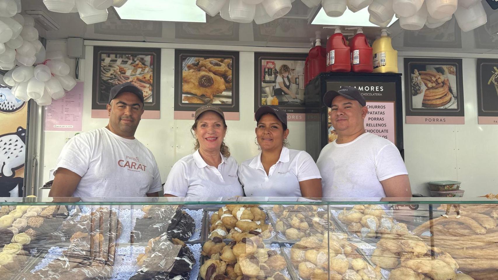 Conchi Muñoz y su equipo de churrería Mil Amores