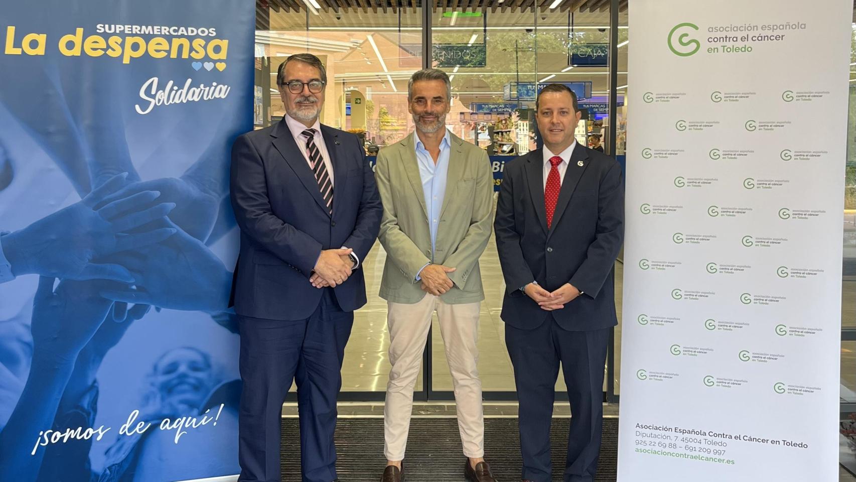 Fernando Jou, Luis Aznal y Raúl Cabello, de izquierda a derecha.