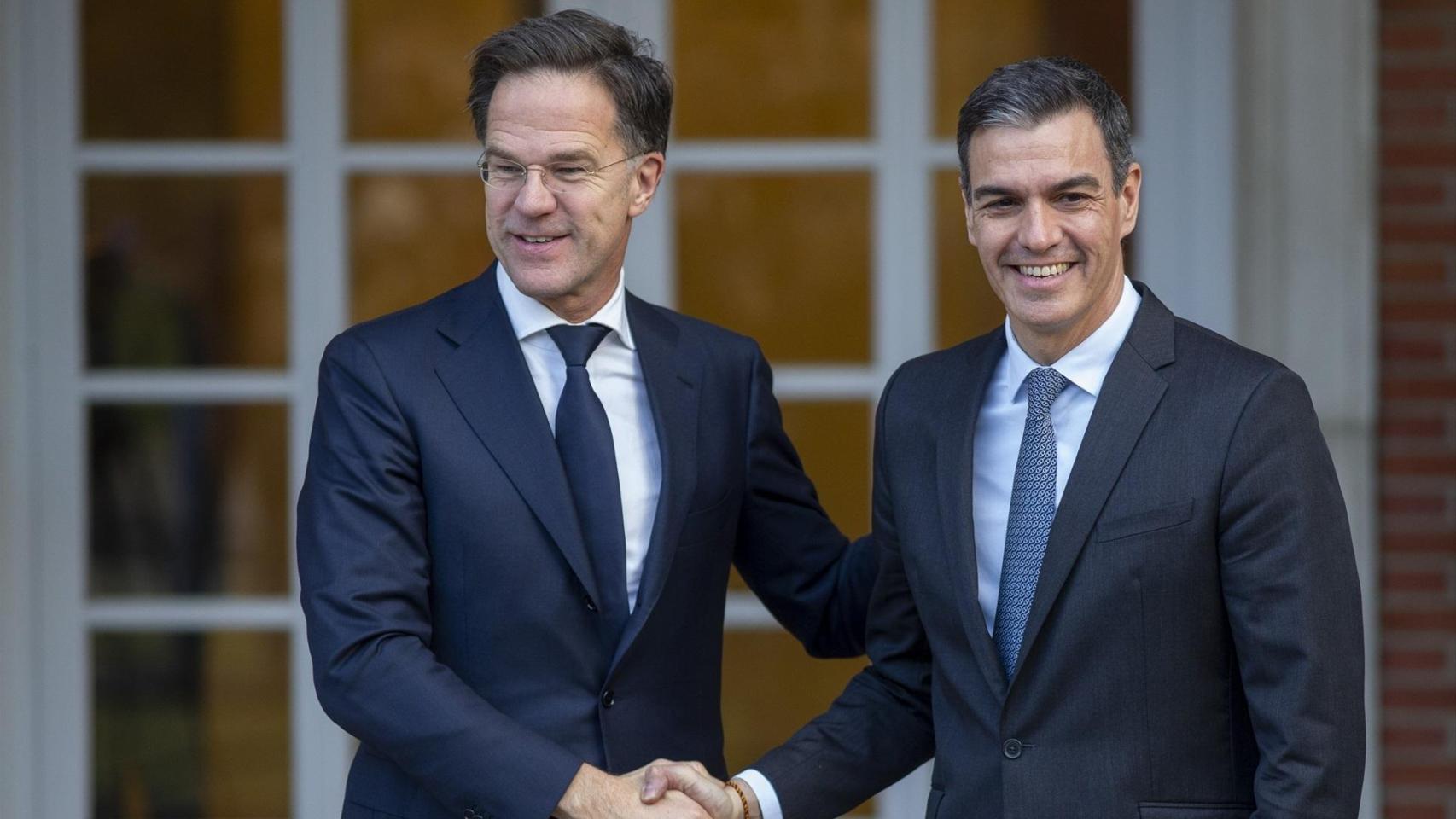 Mark Rutte, Secretario General de la OTAN, junto con Pedro Sánchez durante una visita oficial al Palacio de la Moncloa.