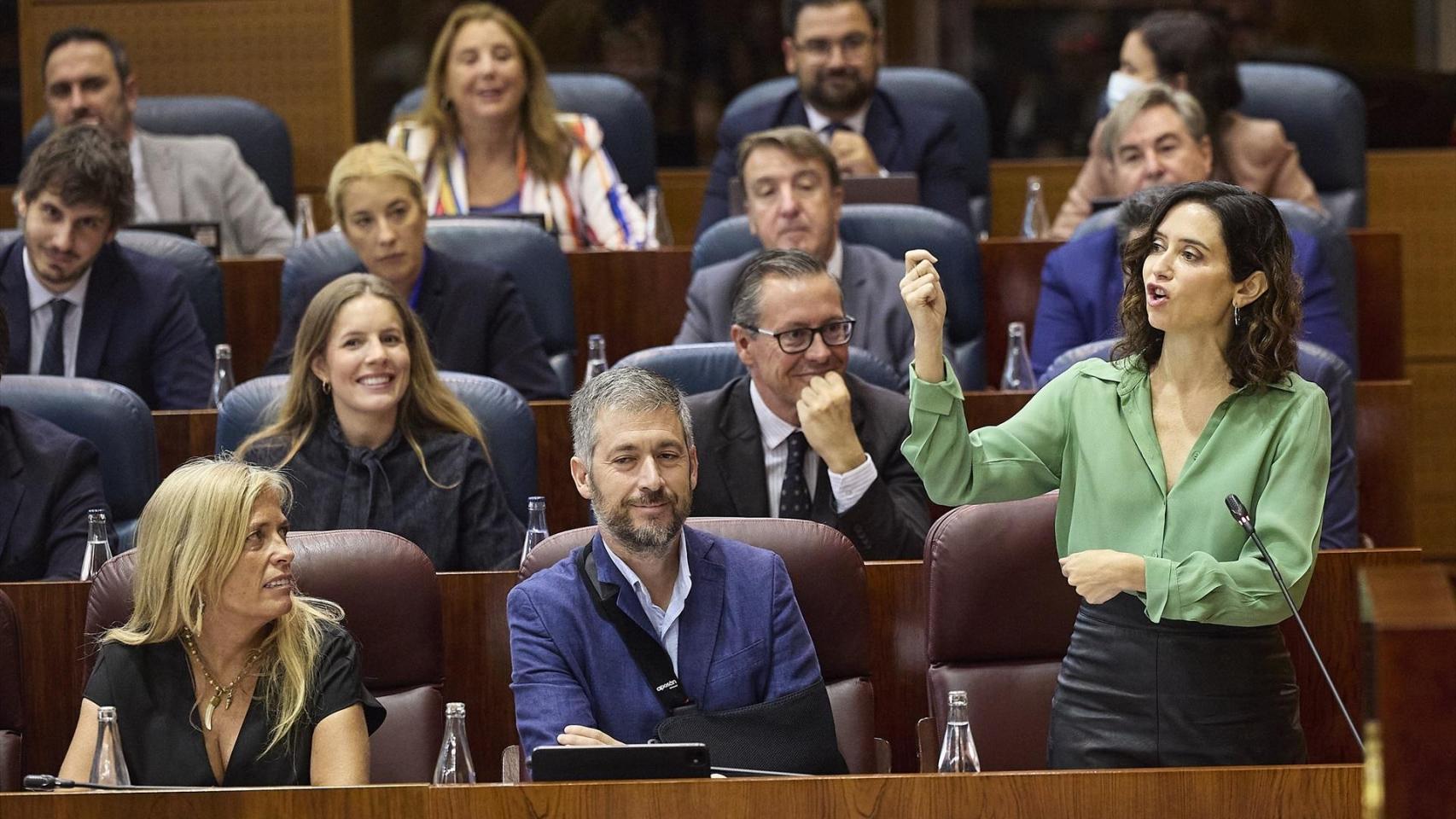 Sánchez fantasea con que Ayuso fomenta  viajes clandestinos a Londres  cuando paga el 73% de los 21.000 abortos de Madrid