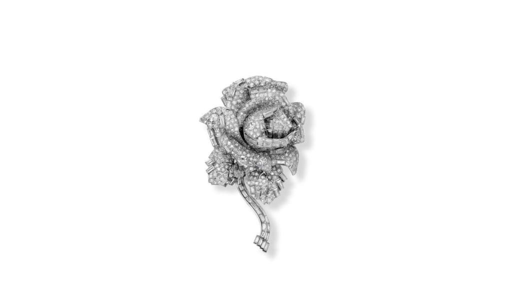 Broche de clip en forma de rosa (1938).