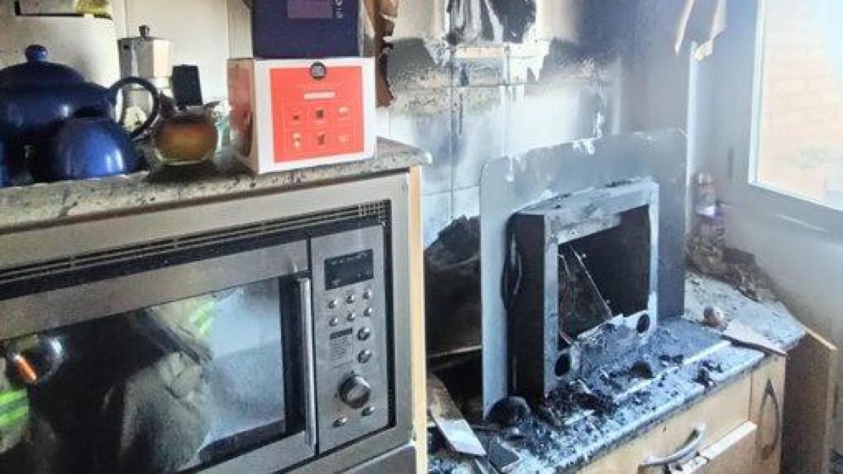 Imagen del incendio en la cocina de una vivienda en Valladolid