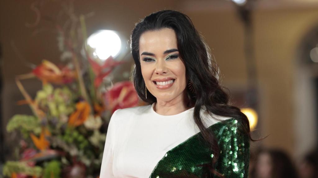 La cantante Beatriz Luengo en un acto público.