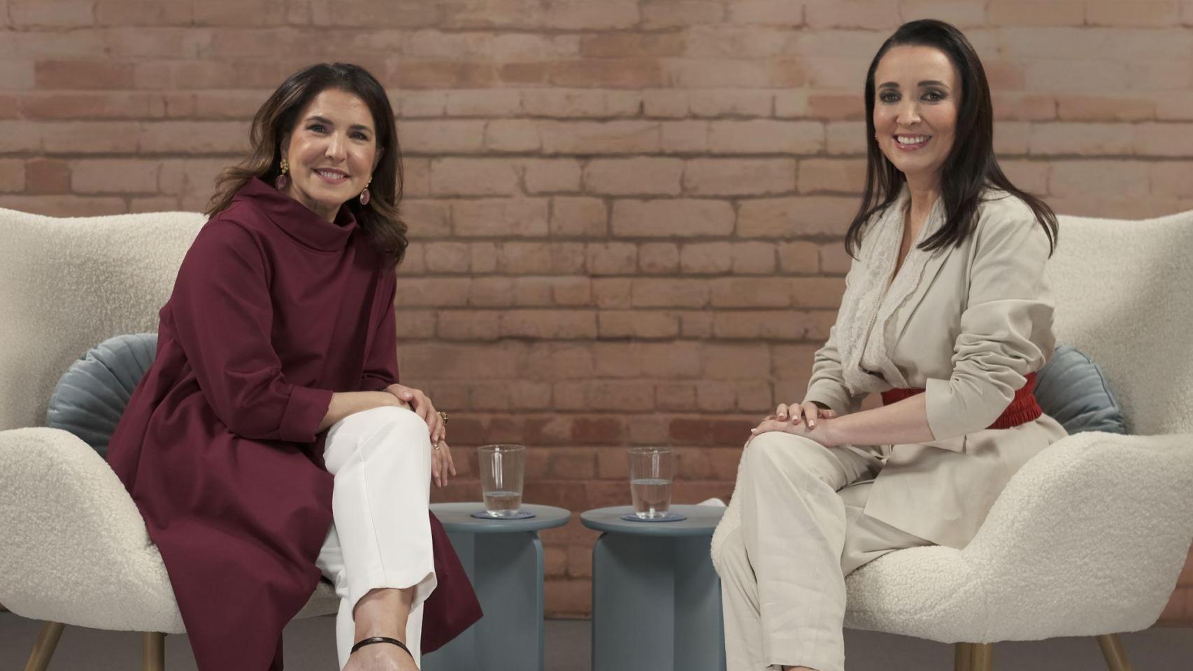 Begoña Pérez, con Cruz Sánchez de Lara en 'Madres: desde el corazón'.