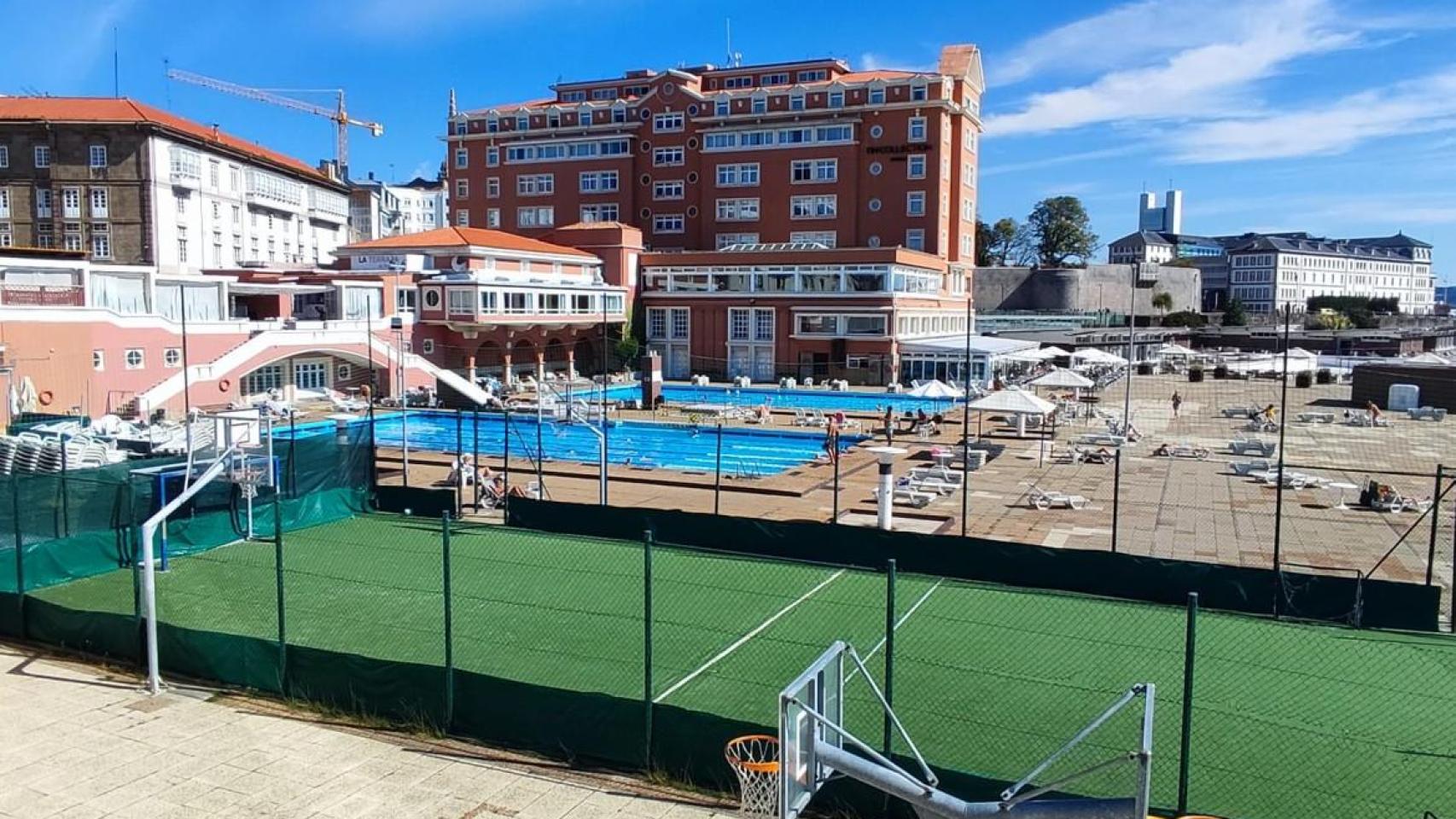 Instalaciones del hotel NH Finisterre y La Solana.