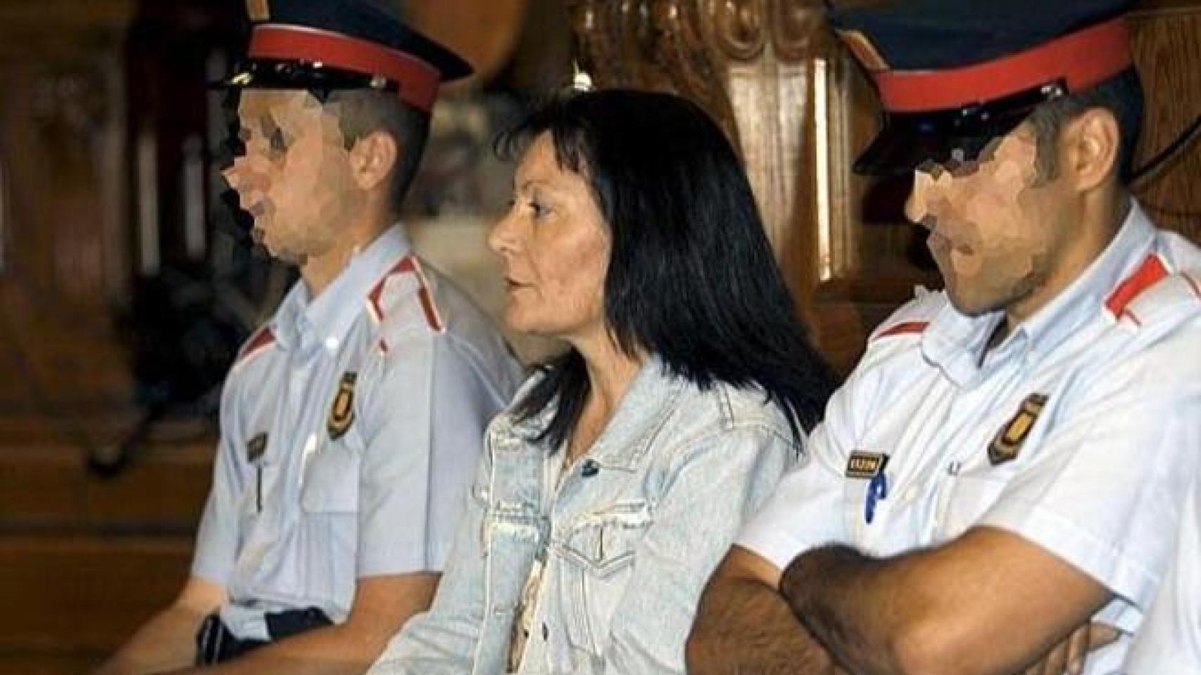 La gallega Remedios Sánchez durante el juicio por el que fue condenada por asesinar a varias ancianas en Barcelona en el 2008.