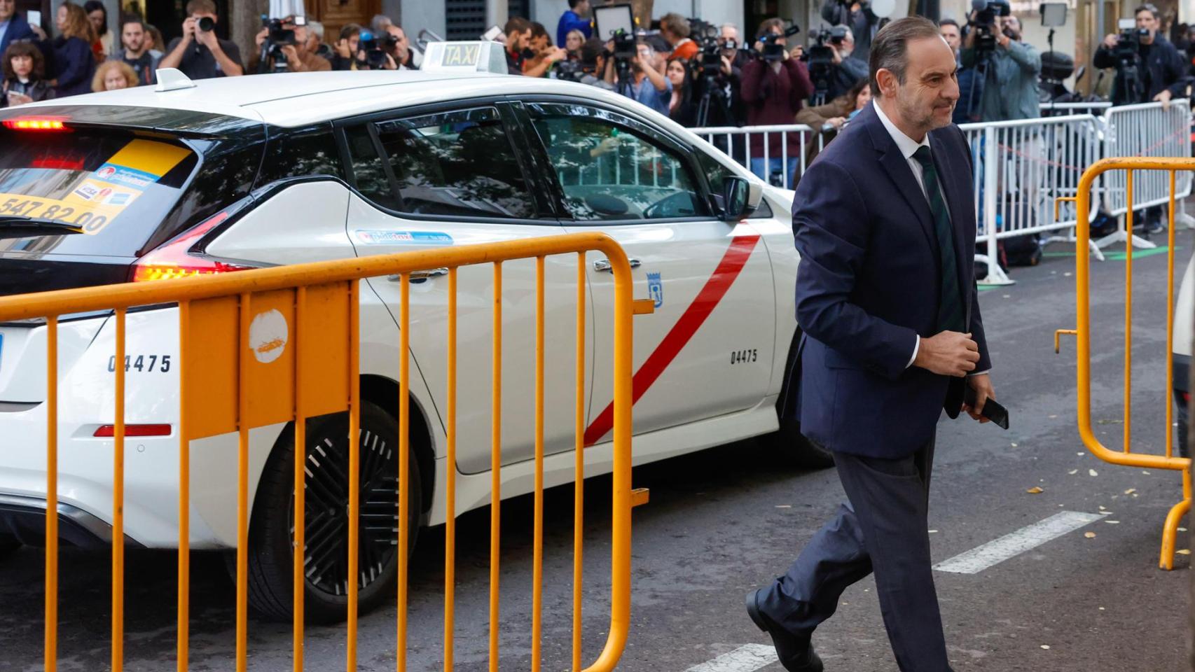 José Luis Ábalos a su llegada al Tribunal Supremo este miércoles.