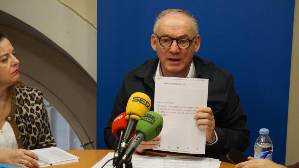 El PP de A Coruña acusa al Gobierno local de dejar este curso a casi 400 niños sin beca comedor