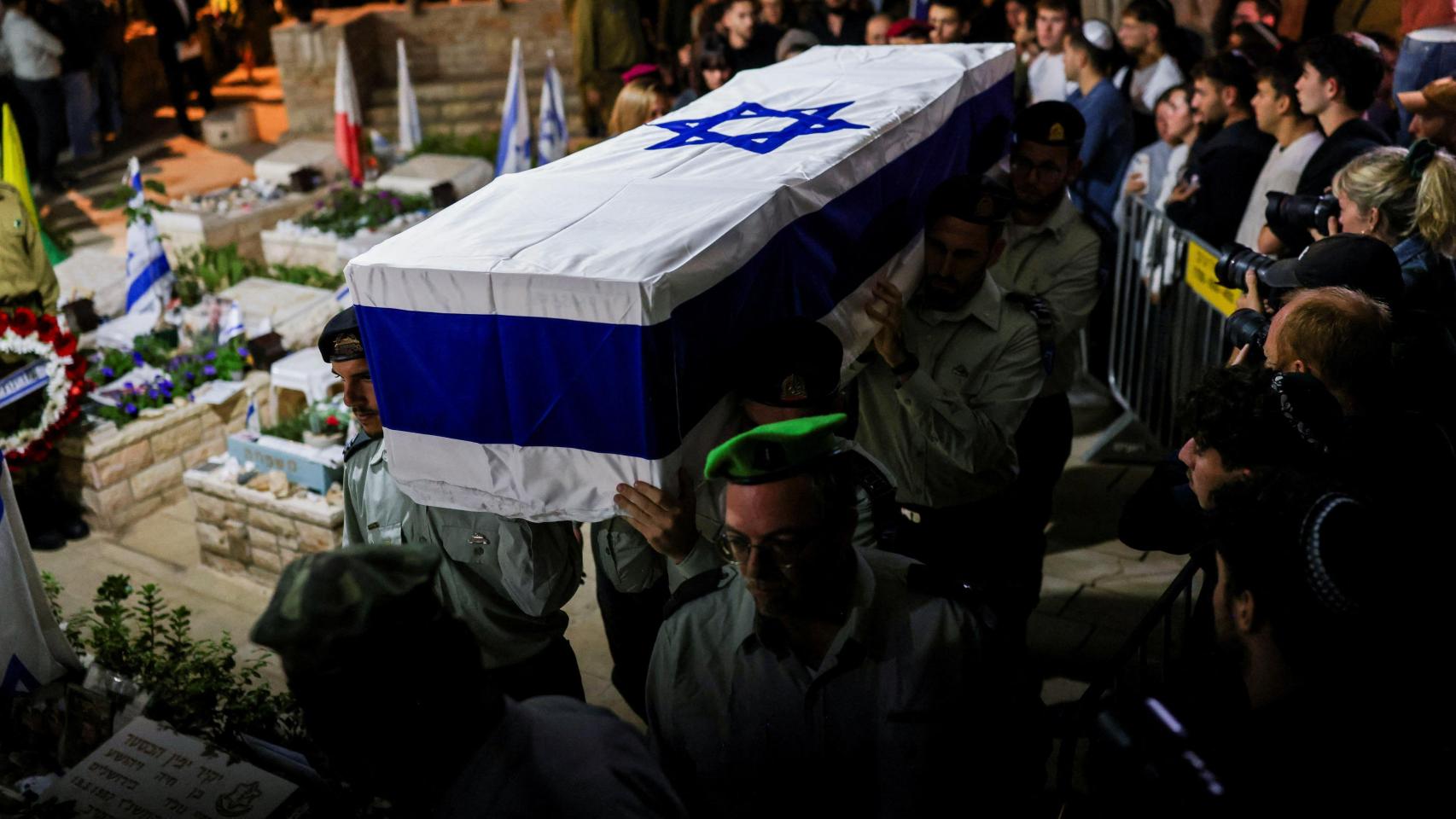 Funeral del soldado israelí Daniel Shimon Perez, uno de los siete rehenes cuyos restos han sido devueltos ya por Hamás.