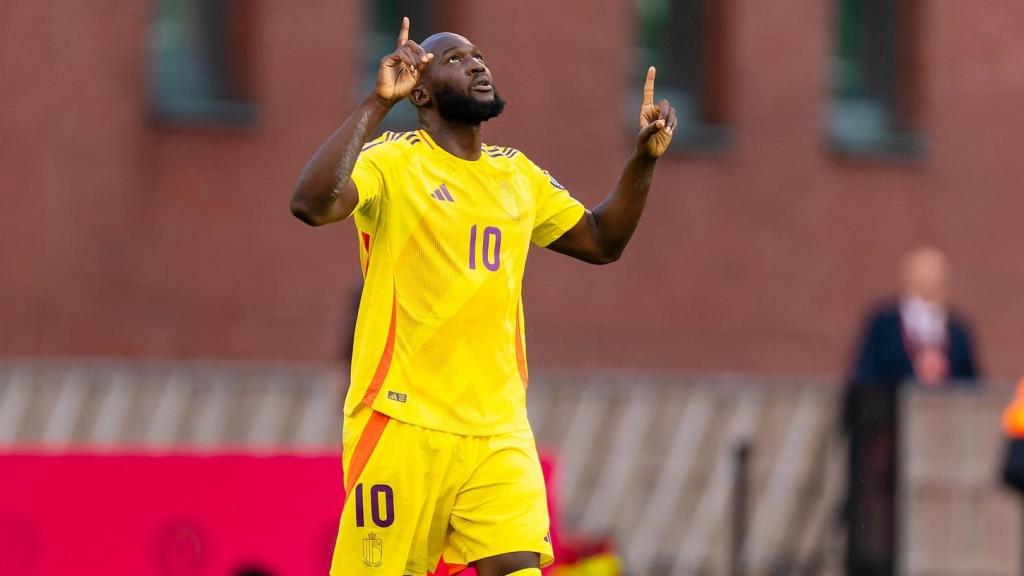 Lukaku celebra el gol marcado ante Gales en el partido de la clasificación para el Mundial.