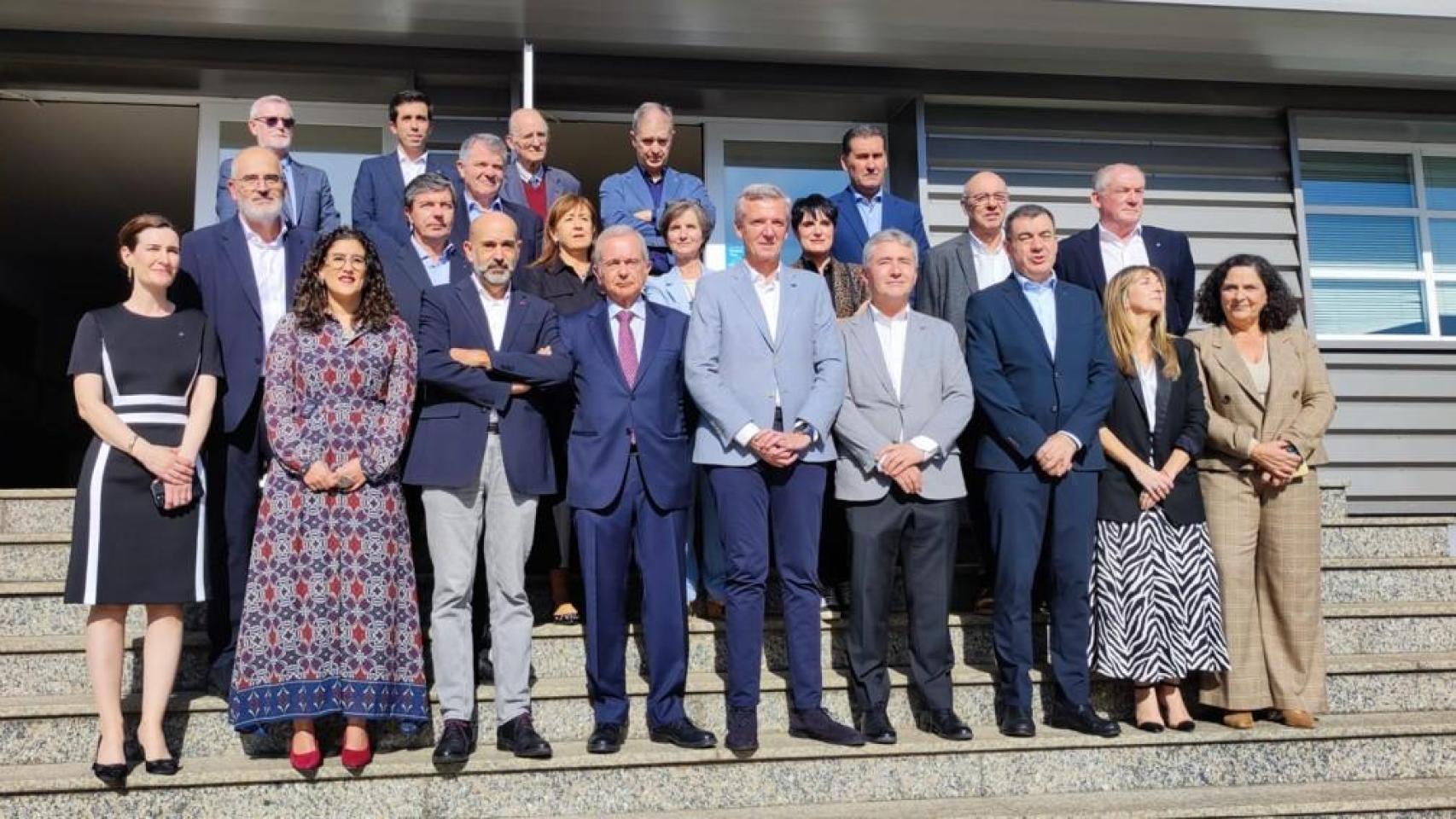 Fotografía de cargos públicos y académicos en el CITEEC de la UDC de A Coruña.