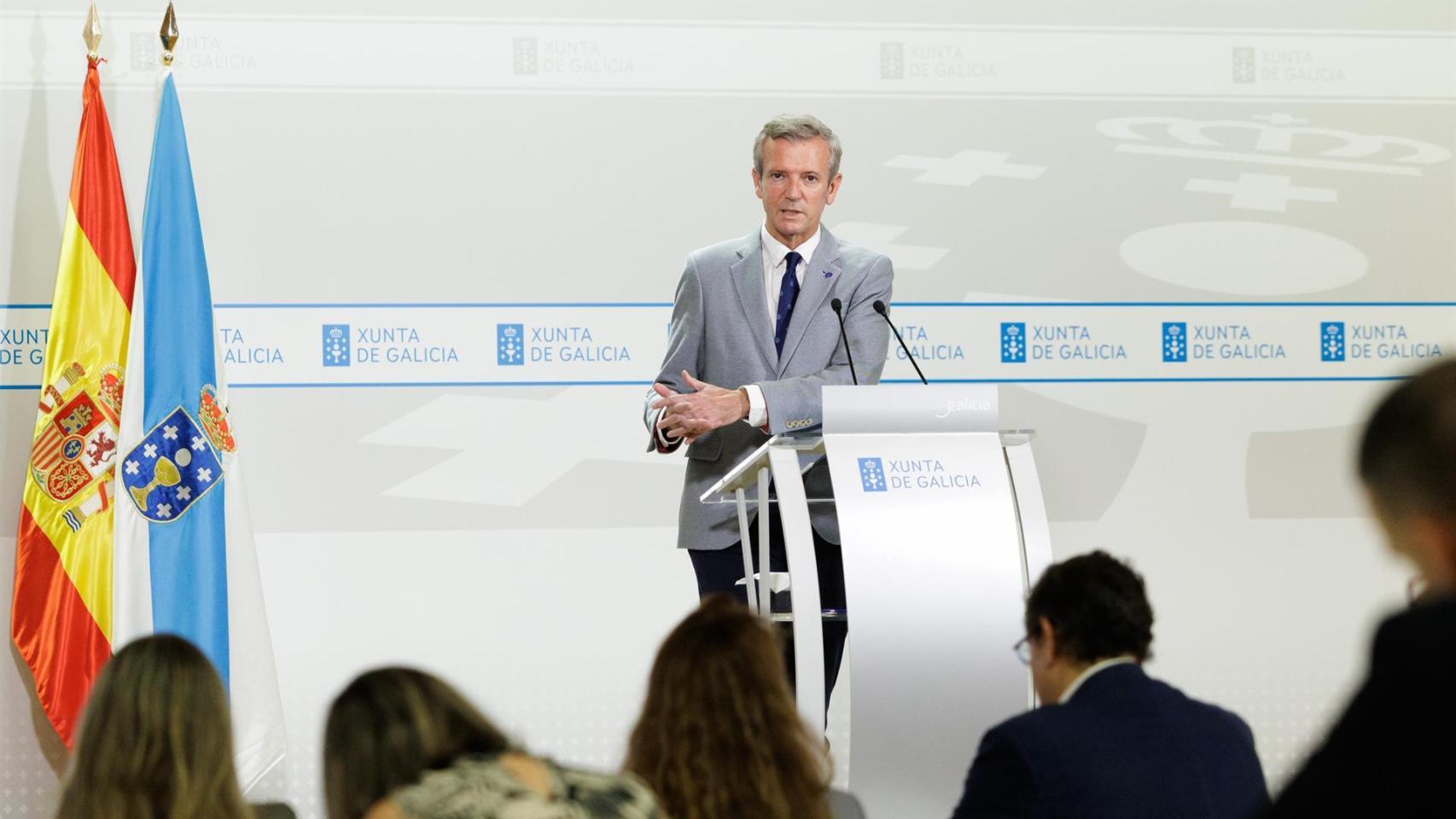 El presidente de la Xunta, Alfonso Rueda, después de aprobar los presupuestos en Consello