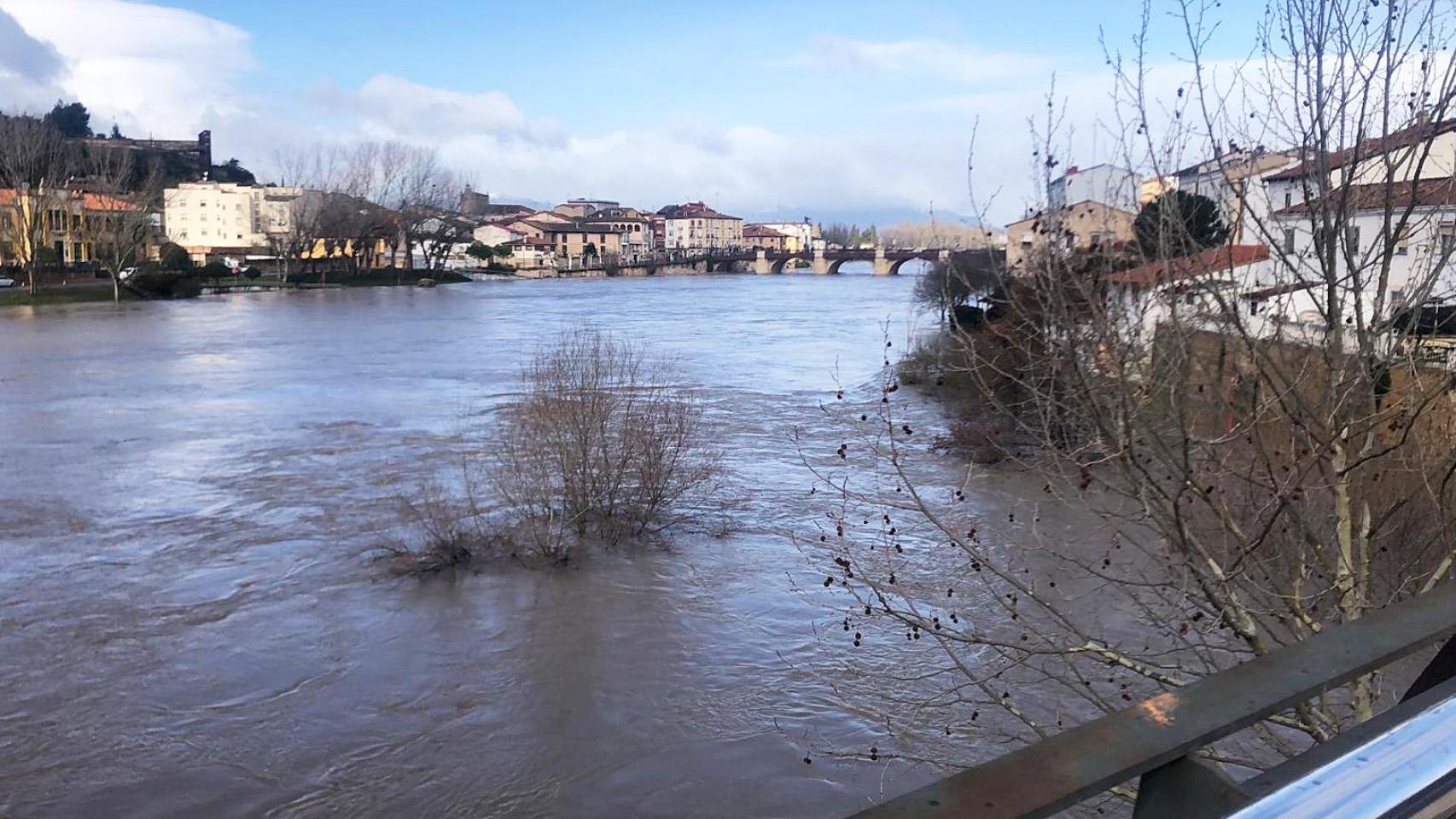 El río Ebro a su paso por Miranda de Ebro