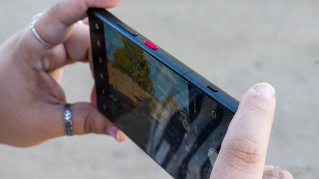 Botón de cámara del Nubia Z70s Ultra