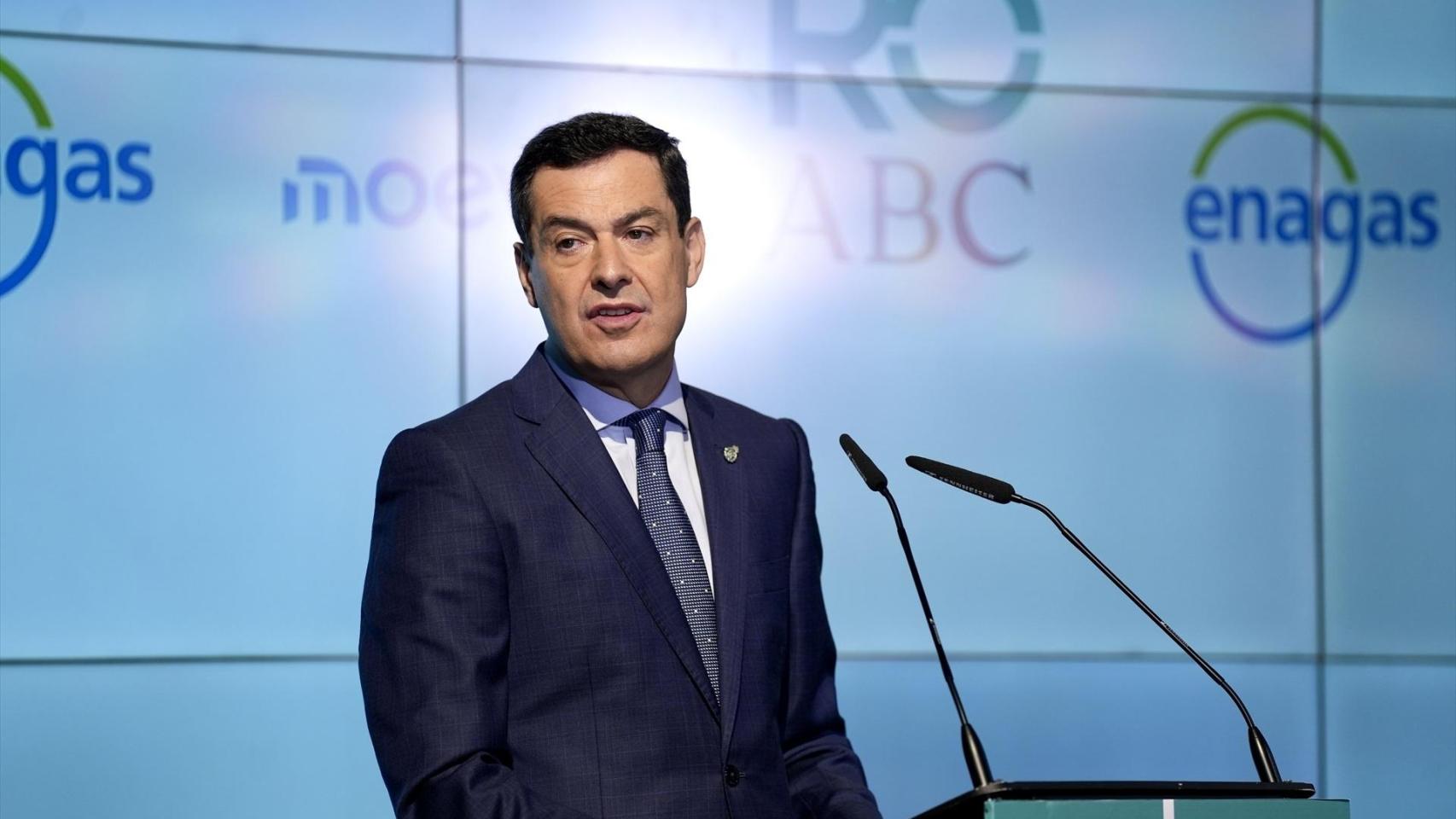 El presidente de la Junta de Andalucía, Juanma Moreno, en el foro ABC este martes.