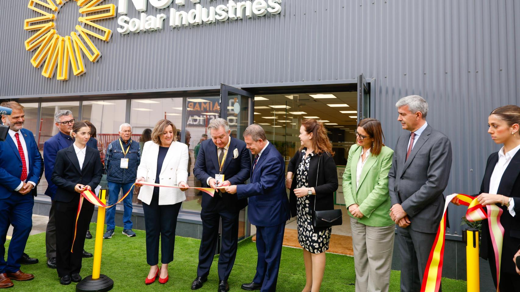Inauguración de la fábrica de Nomad Solar Energy en Villarrubia de Santiago. Foto: Javier Longobardo.
