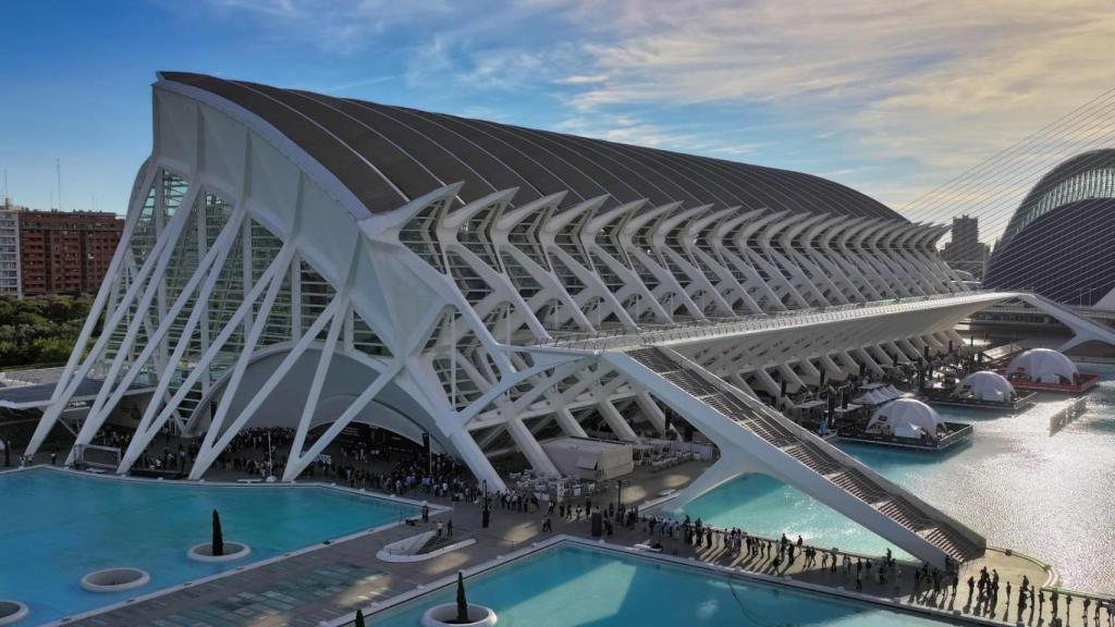 Panorámica de la Ciudad de las Artes y las Ciencias, durante la celebración de la primera jornada del VDS 2025.