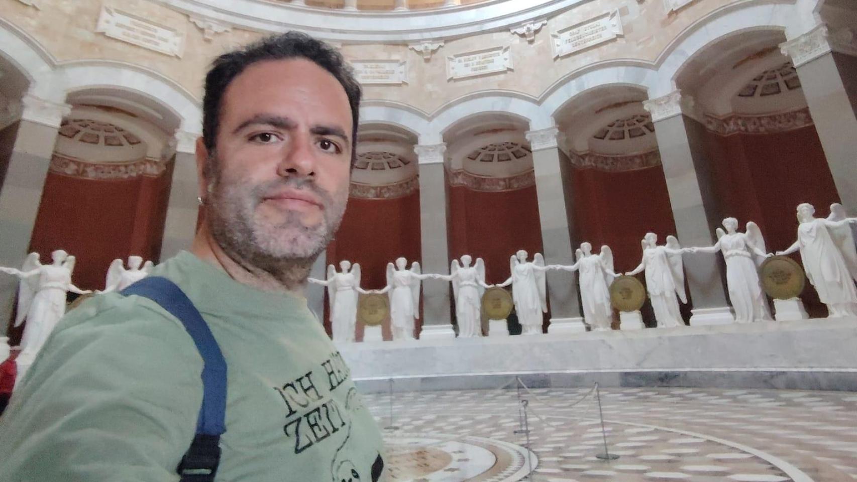 Francisco José Canales.