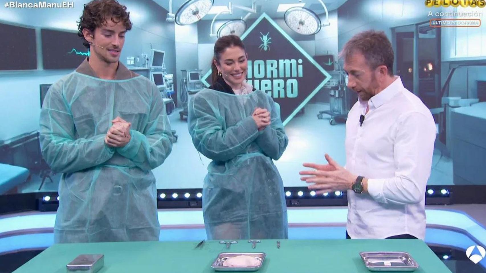 Manu Ríos y Blanca Suárez en ‘El Hormiguero’.
