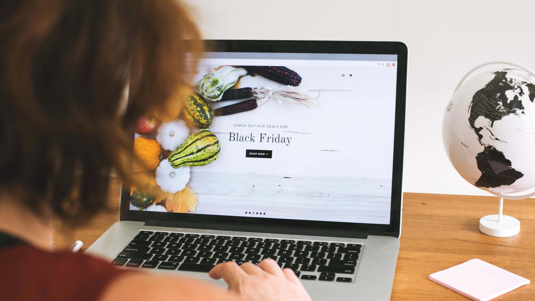 Los españoles van a gastar menos en Black Friday y Navidad en 2025.