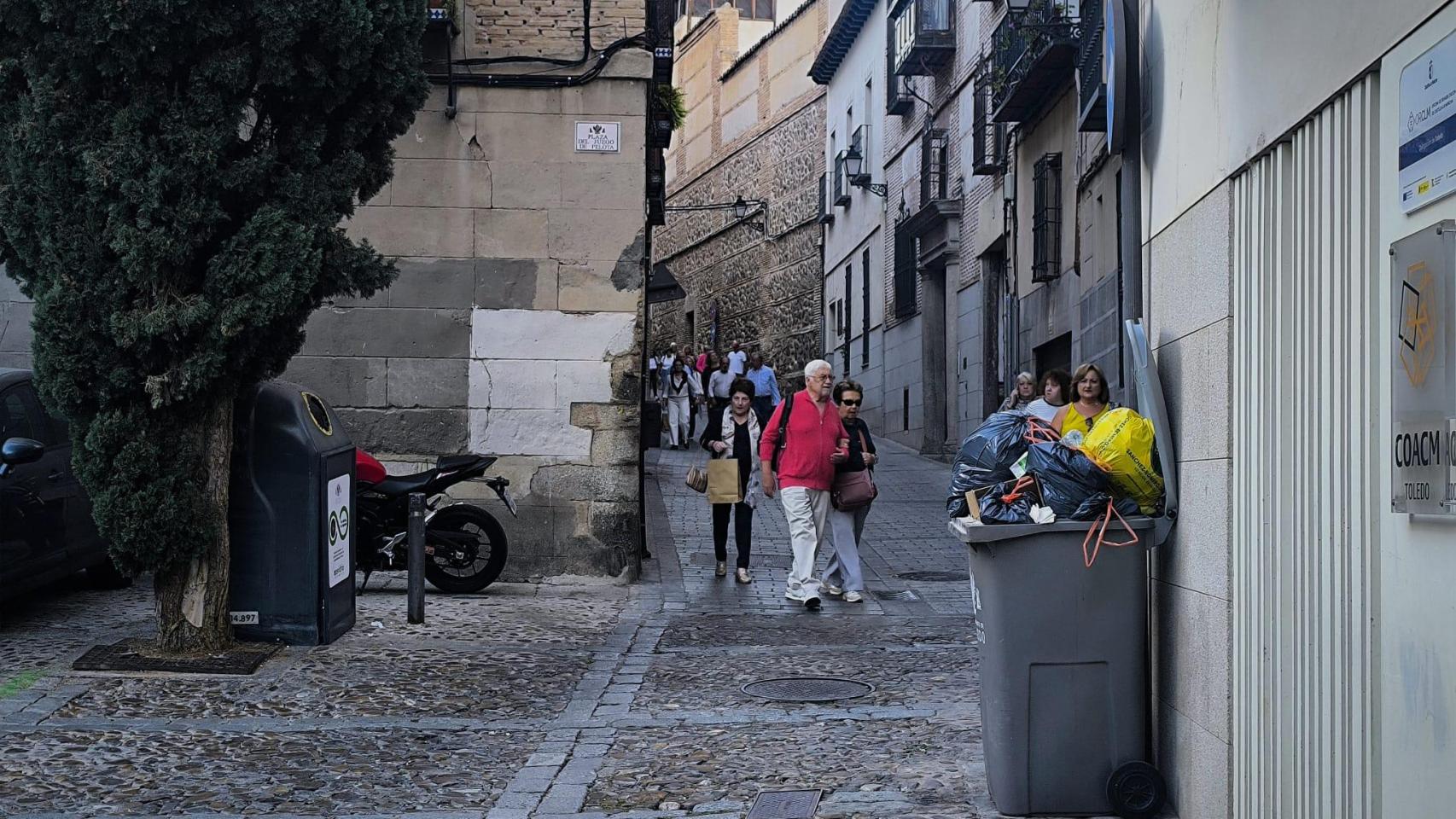 La plaza del Juego de Pelota tiene depósitos pequeños de 240 litros de capacidad.
