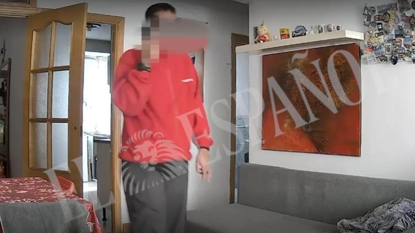 El vídeo de Juan José tras matar a puñaladas a Marta frente a su bebé en Villaverde: No sé dónde tirarlo, la máquina lo tritura