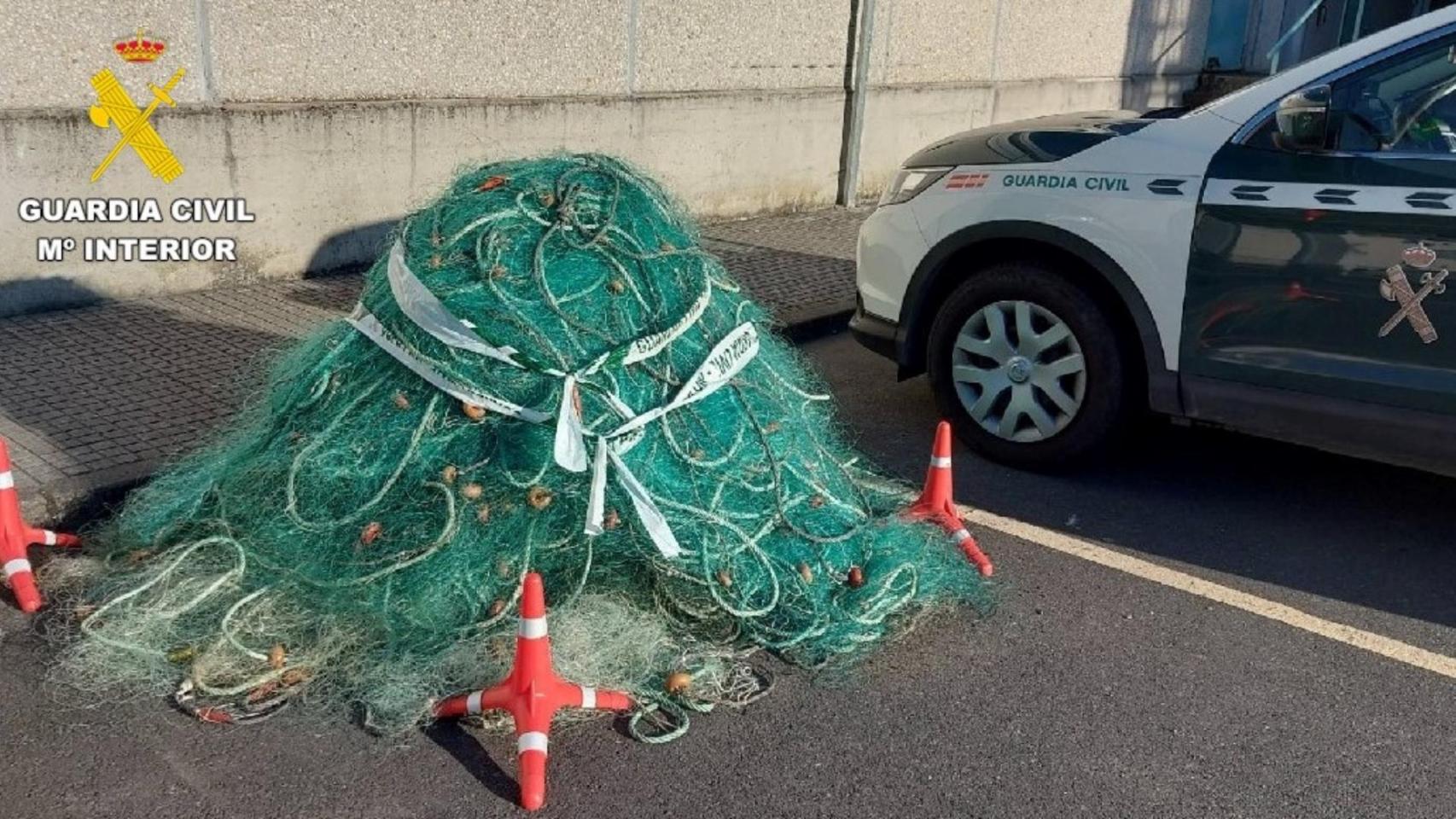 Tres investigados en A Coruña por robar aparejos de pesca valorados en 2.000 euros en el puerto