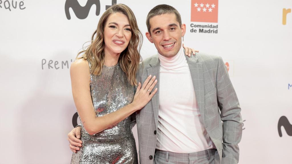 Ana Guerra y Víctor Elías en un acto público.