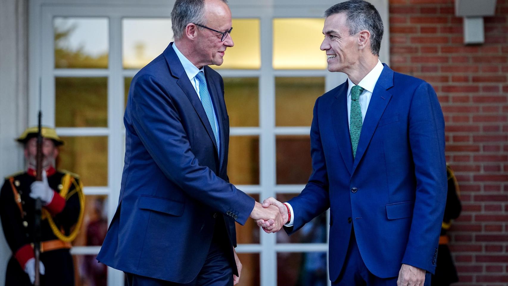Pedro Sánchez junto al canciller Friedrich Merz el pasado 18 de septiembre en Moncloa.