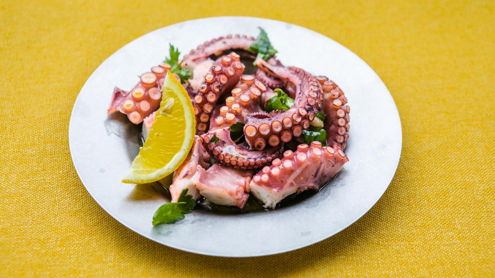 Pulpo y limón.