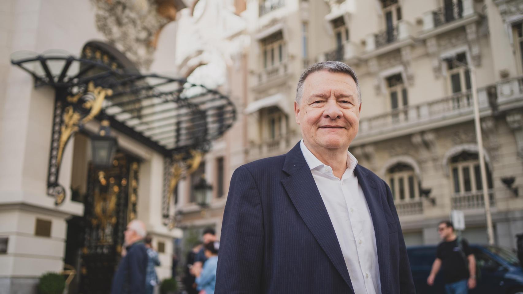 Jordi Sevilla volvió con EL ESPAÑOL al Hotel Palace, 42 años después de celebrar allí la victoria de González.