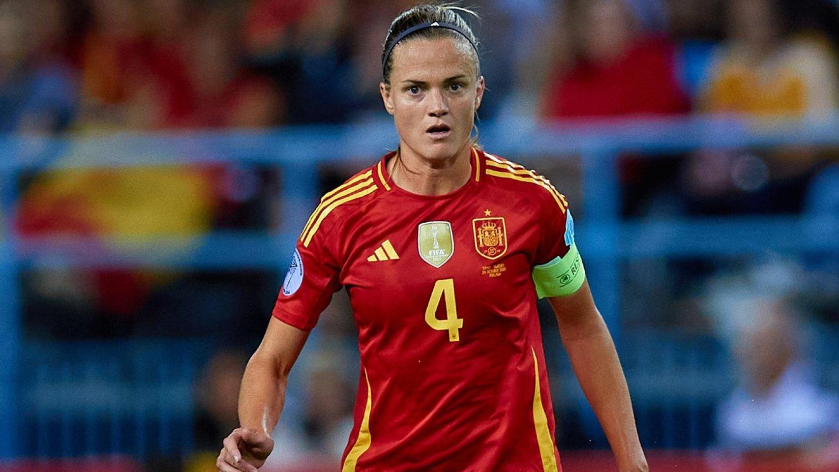 Irene Paredes, con España.