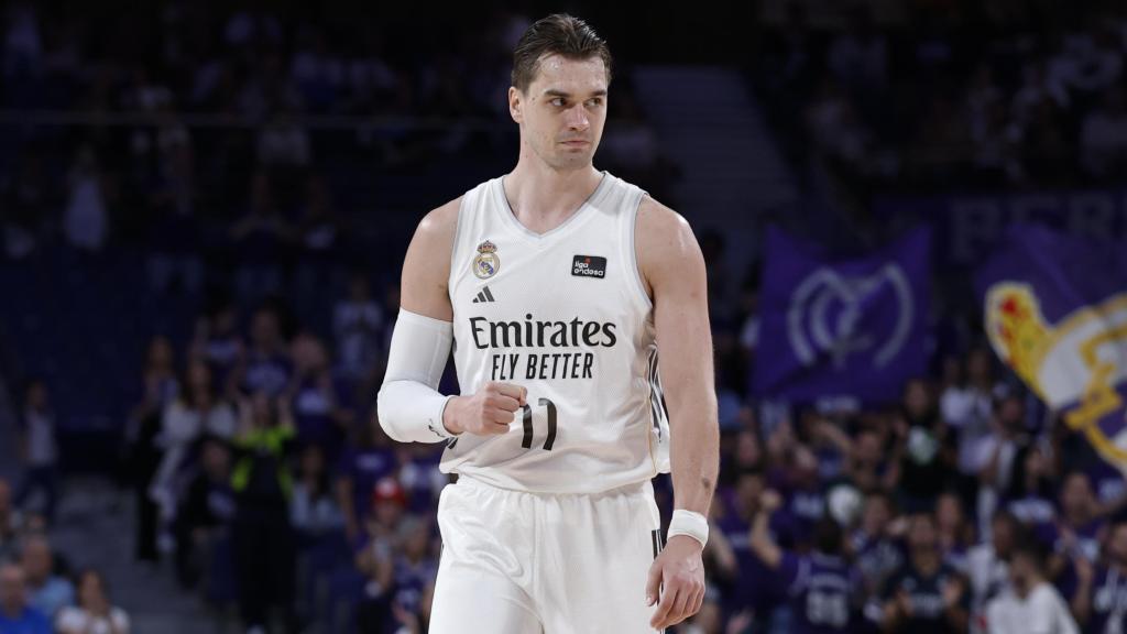 Mario Hezonja, durante un partido con el Real Madrid de baloncesto