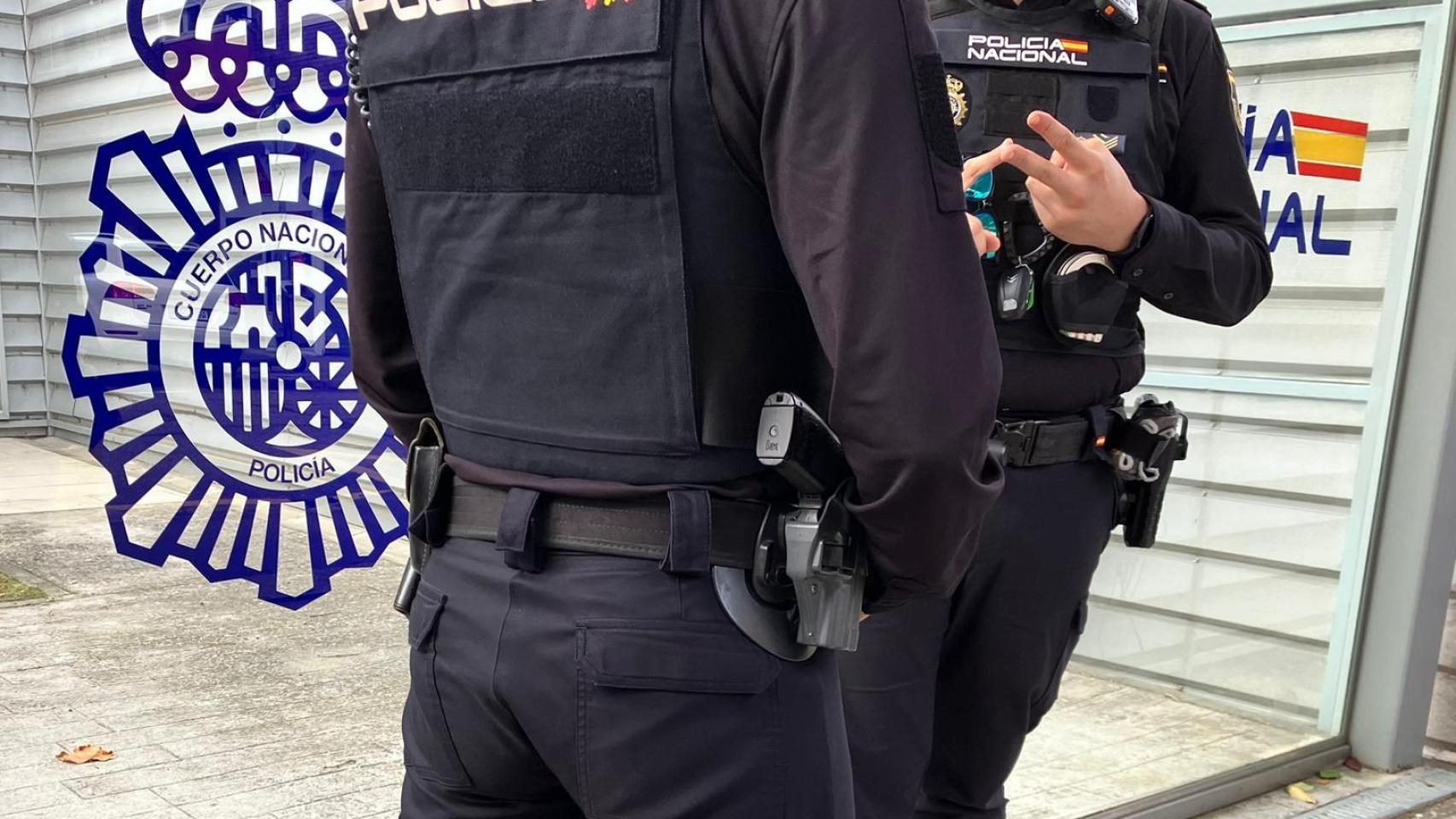 Agentes de la Policía Nacional.