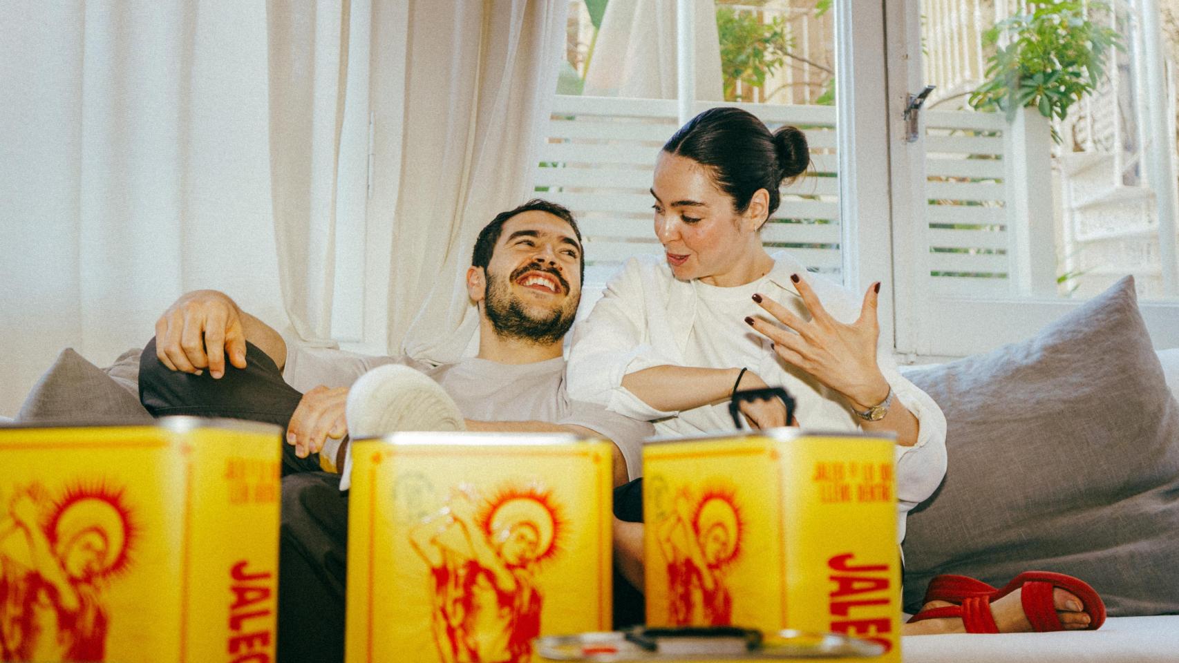 Marta Colombas e Iván Ortega, detrás de la creación del aceite de oliva virgen extra Jaleo.