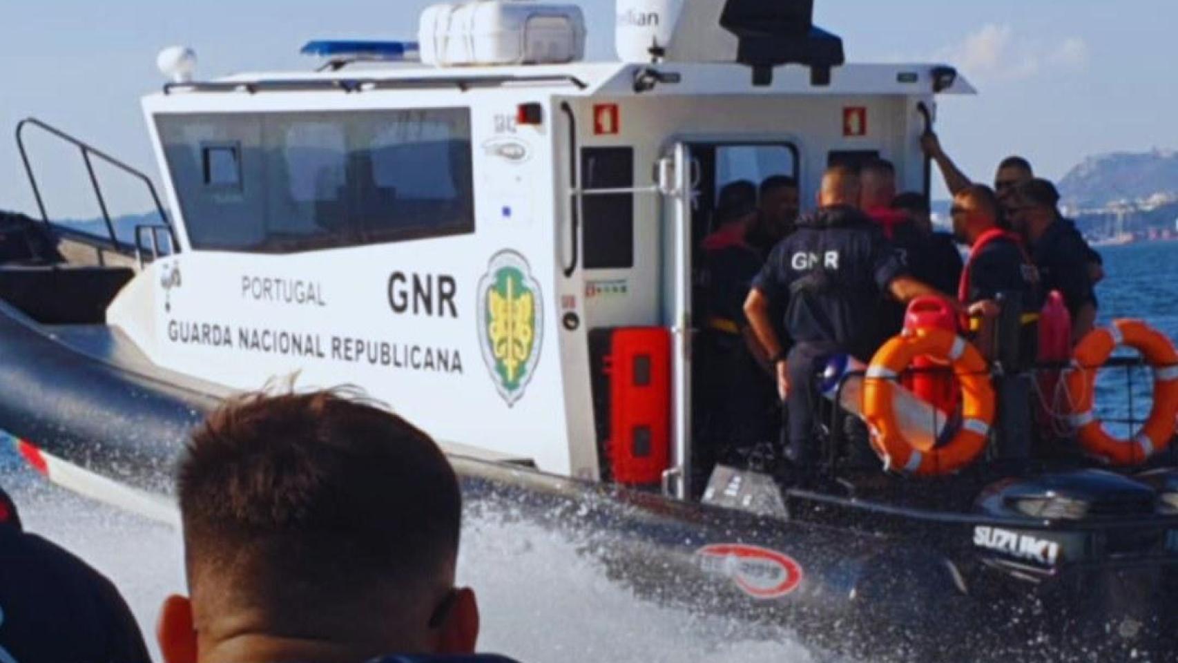 Muere un militar portugués al ser embestido por una narcolancha durante una persecución en el Guadiana