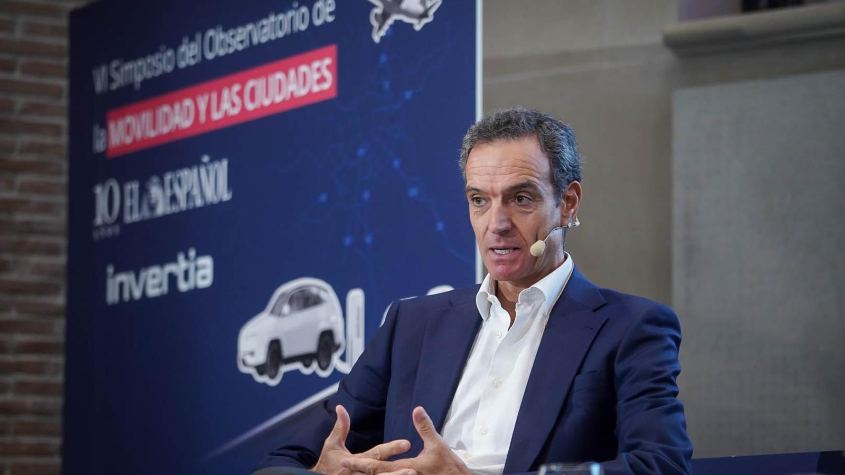 Rafael Barbadillo, presidente de Confebus durante su participación en el VI Simposio del Observatorio de la Movilidad y las Ciudades, organizado por EL ESPAÑOL e Invertia.