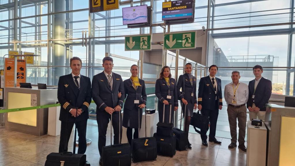 La foto de familia en la presentación este martes de la nueva conexión aérea con Alicante.