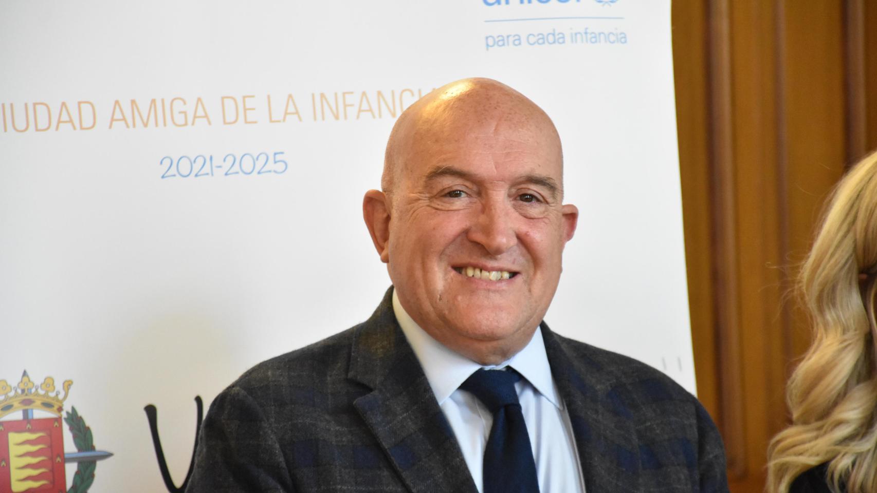 El alcalde de Valladolid, Jesús Julio Carnero, en una rueda de prensa este miércoles