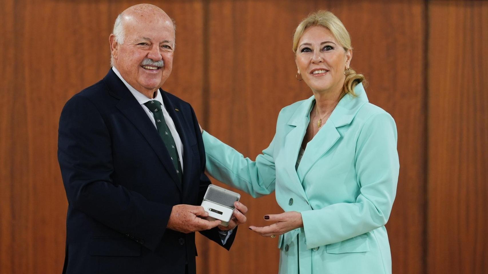 Andalucía cifra en hasta 23.000 millones la deuda del Gobierno central con la región y exige un fondo extraordinario