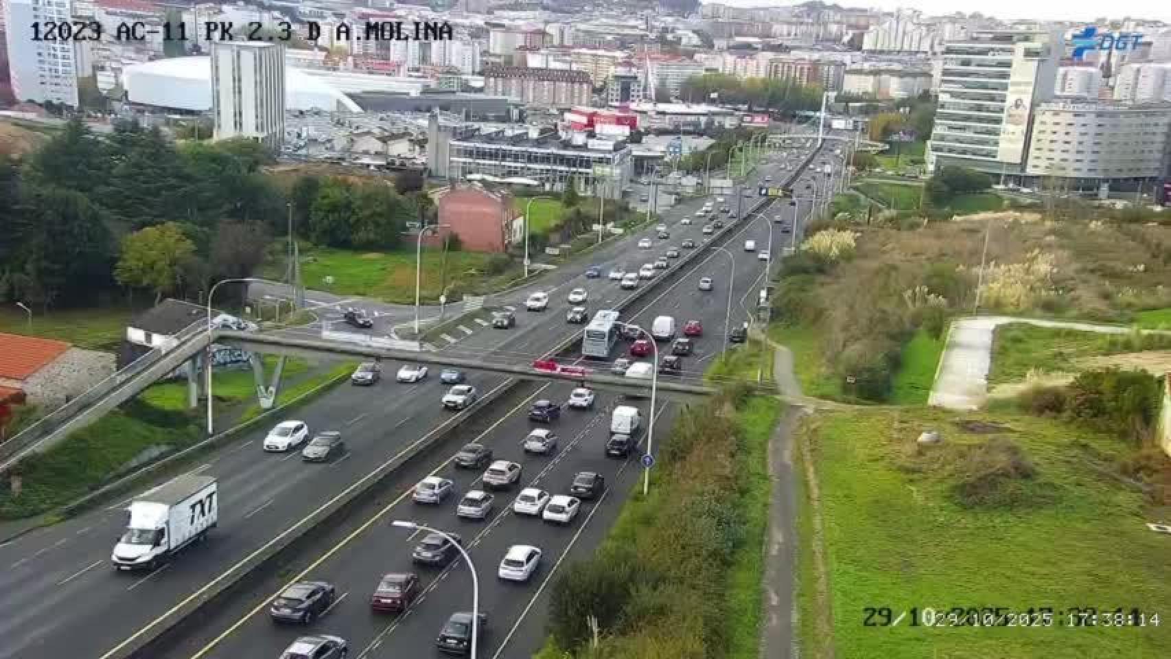 La avenida Alfonso Molina esta tarde en A Coruña.