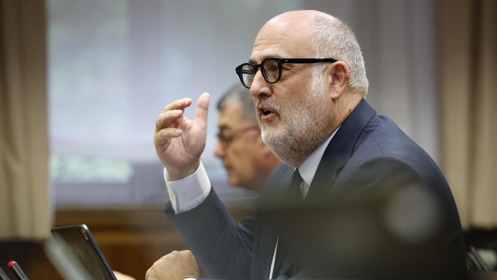 El senador de Junts Eduard Pujol este jueves en la 'comisión Koldo'.