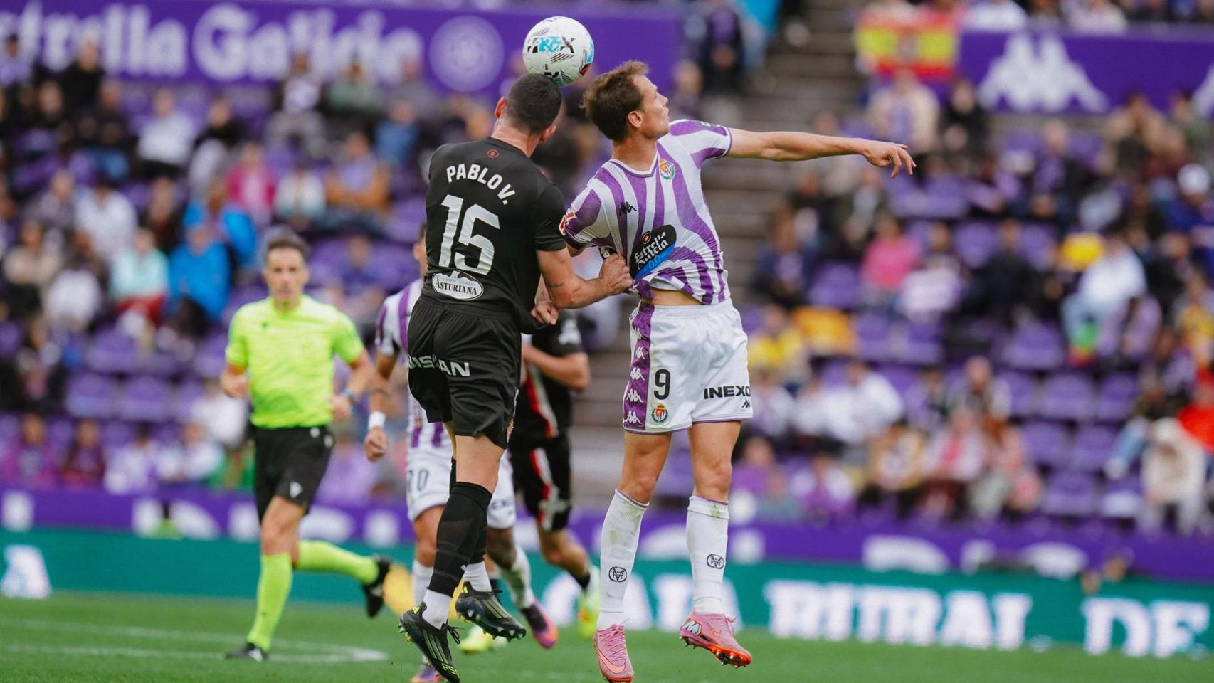 Imagen del partido entre el Real Valladolid y el Sporting en Zorrilla