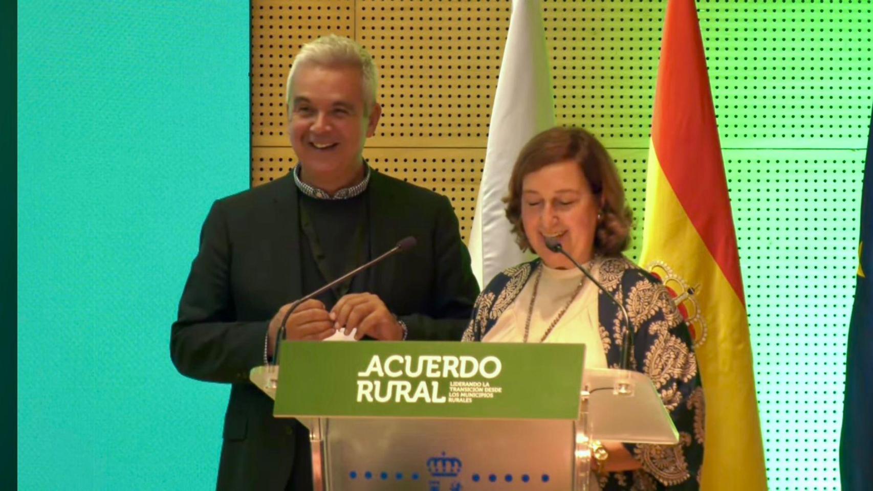 Los municipios rurales firman en Galicia el Acuerdo Rural, un hito histórico en la política territorial española