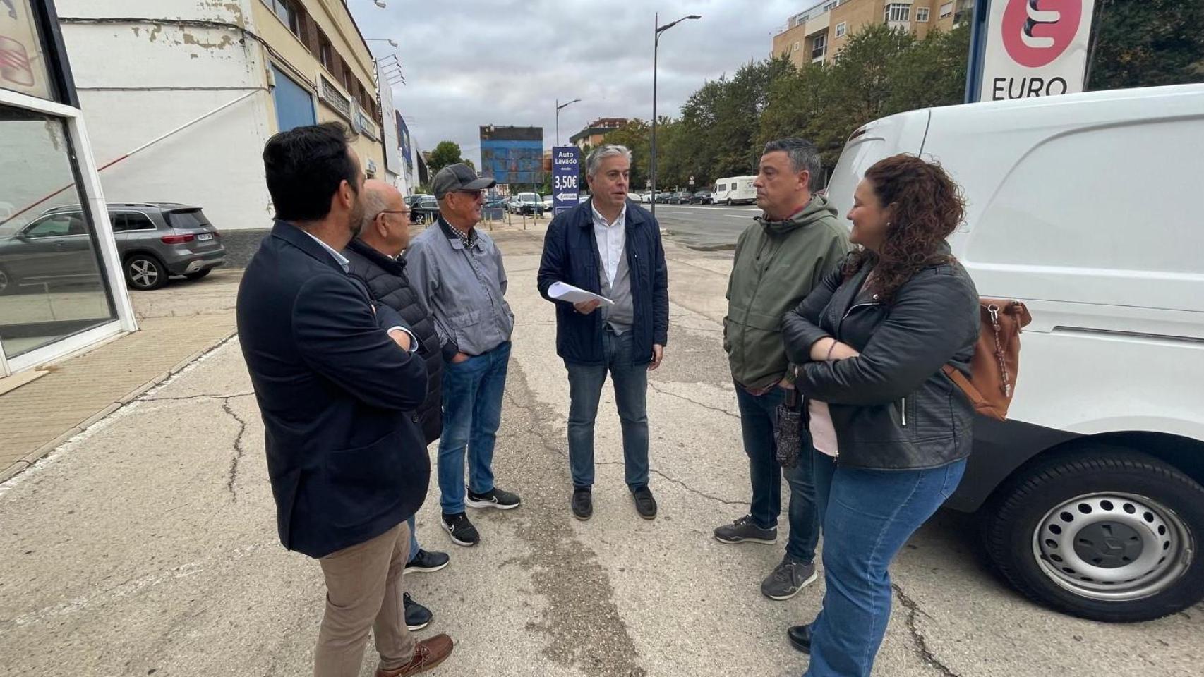 Visita al lugar donde se va a producir el nuevo desarrollo urbanístico OT-10, en Albacete.