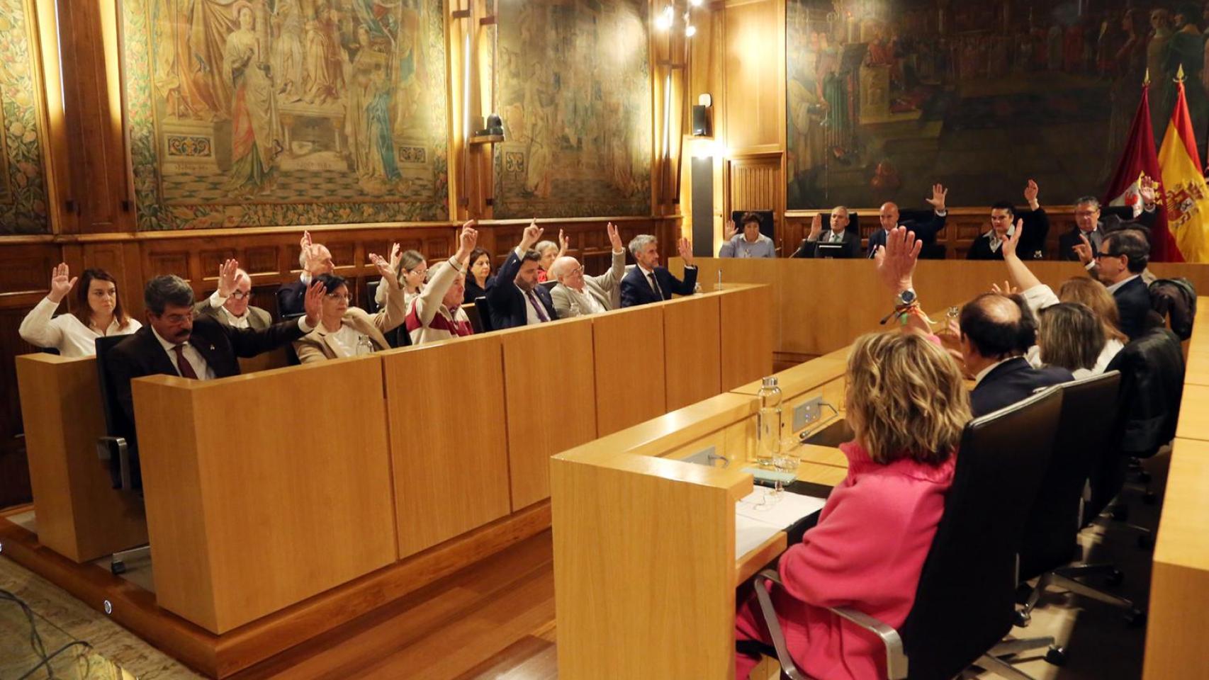 Unanimidad en León de todos los partidos contra la última medida injustificada de Renfe