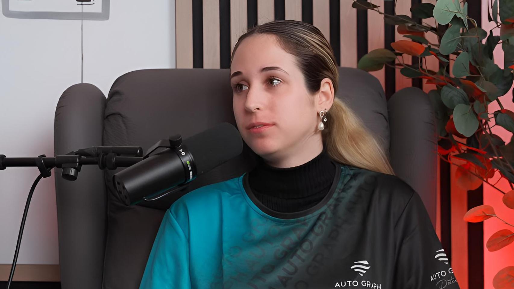 Andrea, camionera, en un vídeo de YouTube.