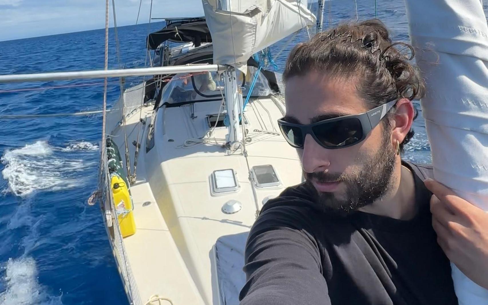 Adrián Lafuente salió de La Alberca (Salamanca) en junio de 2023, dos años y medio después continúa dando la vuelta al mundo.